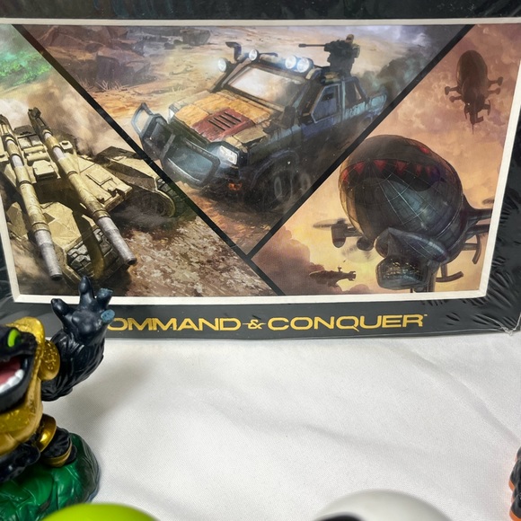 Assorted Video Game Collectible Action Figures and Accesories - Picture 11 of 14